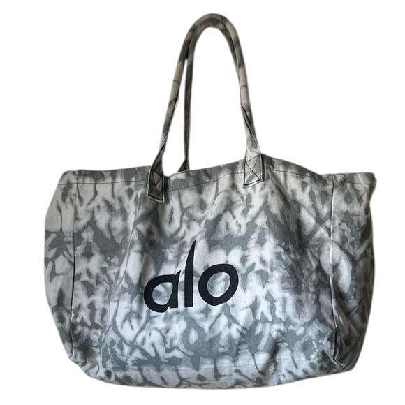 ALO yoga Grey Tie dye shopper‎ tote, NWOT - Picture 3 of 8
